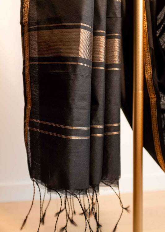 Black with Gold Motifs Maheshwari Silk Cotton Saree