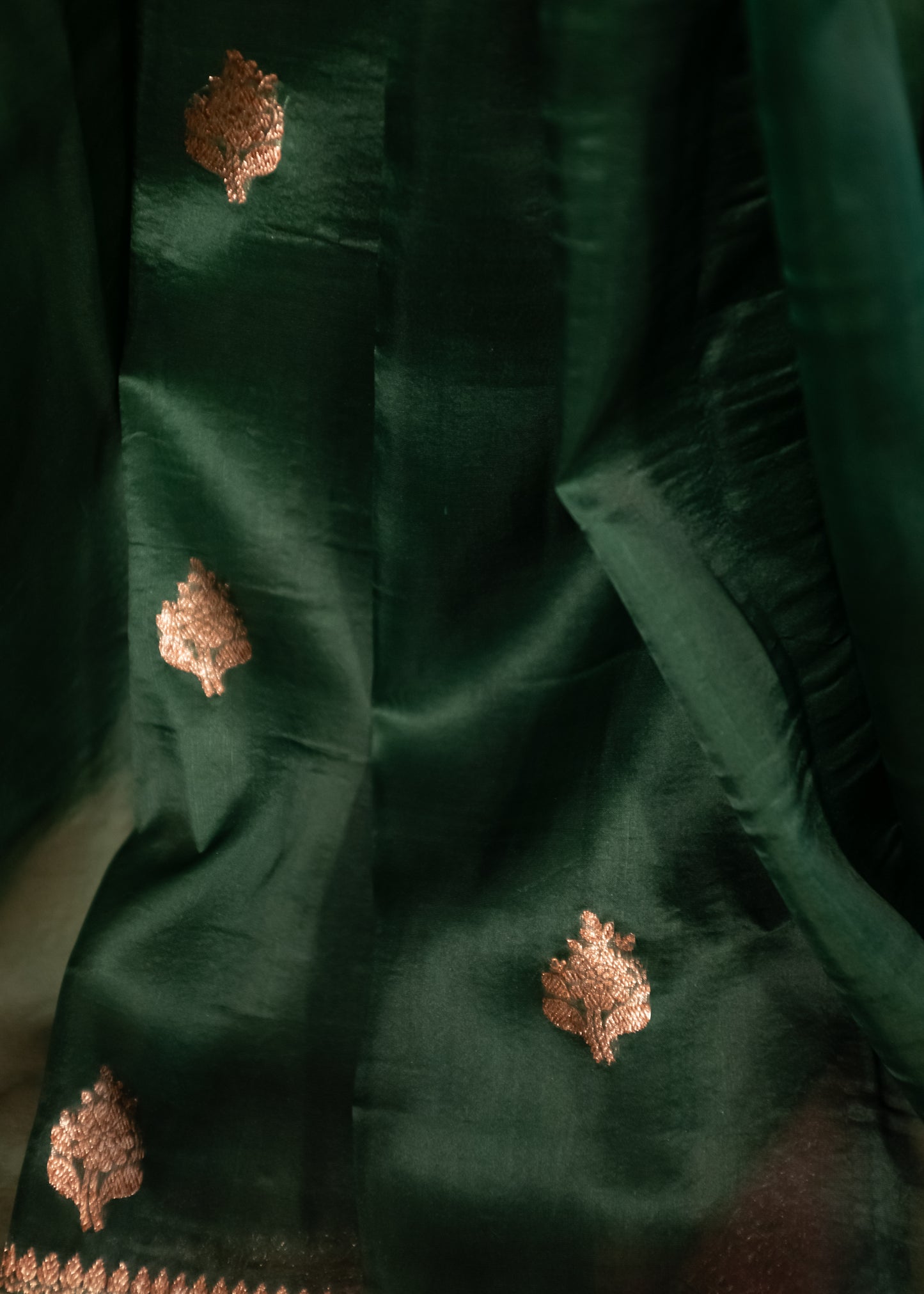 Bottle Green Banarasi Organza Silk Saree(handloom)