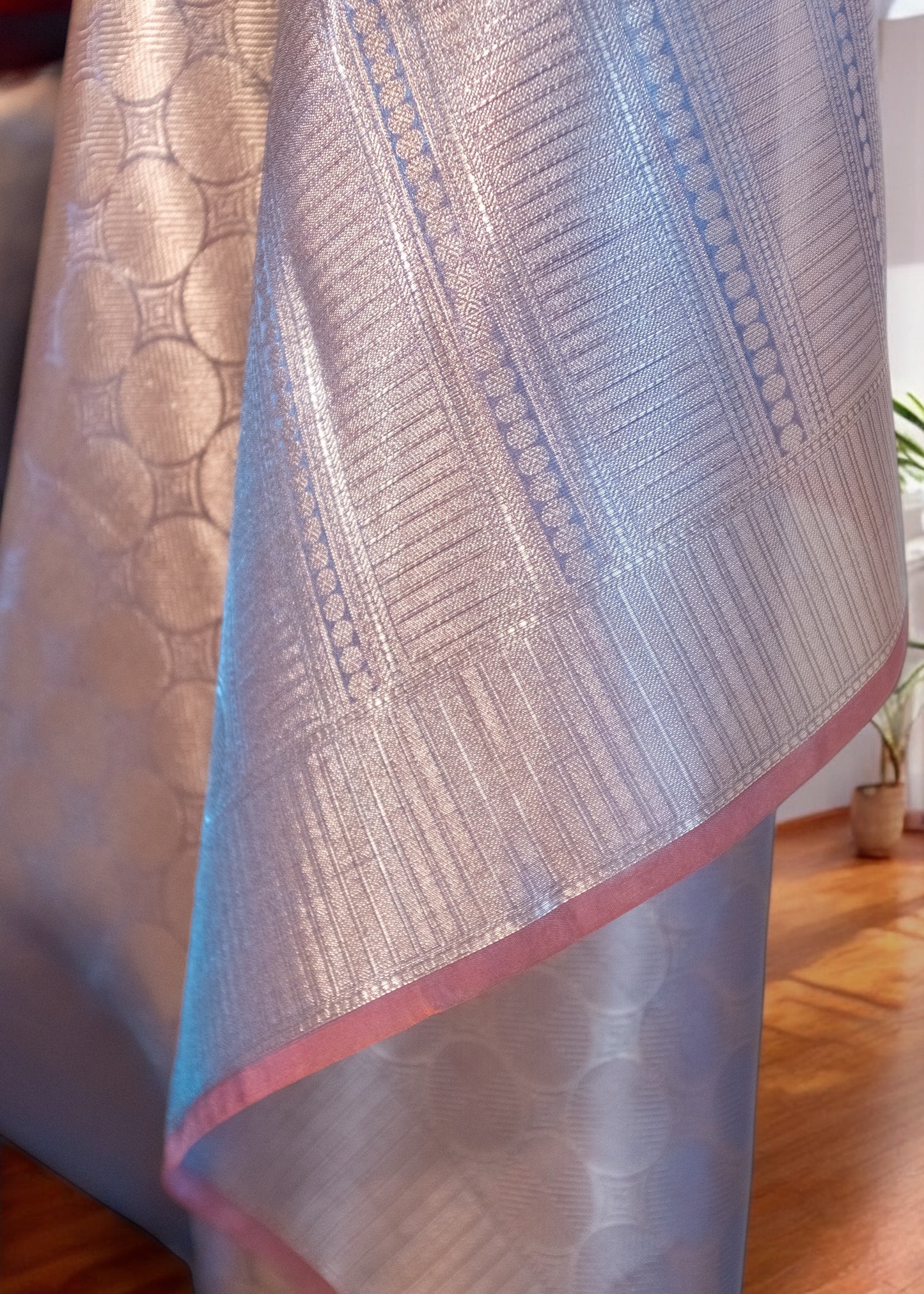 Dual Shade Glass Tissue Saree