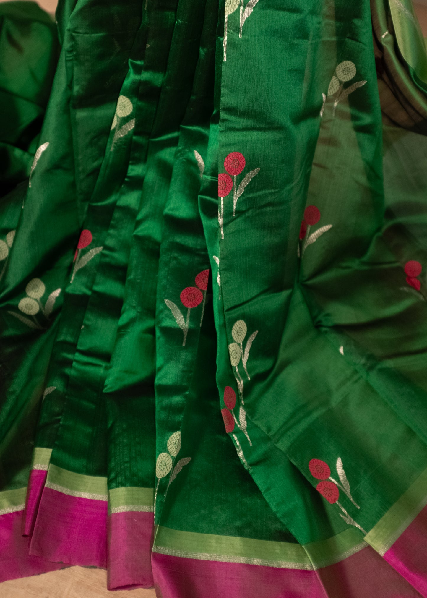 Lustrous Dark Green Floral Motifs Chanderi Soft Silk